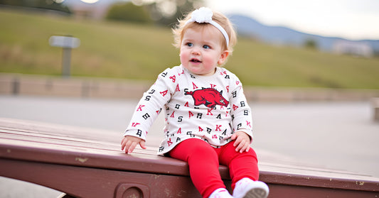 Arkansas Razorbacks Wes and Willy Infant and Toddler Girls All Over Team Logo Outfit