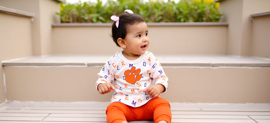 Clemson Tigers Wes and Willy Infant and Toddler Girls All Over Team Logo Outfit